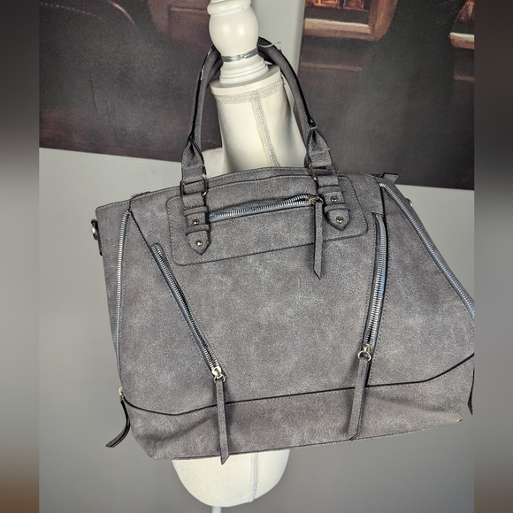 SOLD - Picture 1 of 4